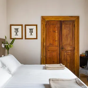 Navonamyhome Bed & Breakfast